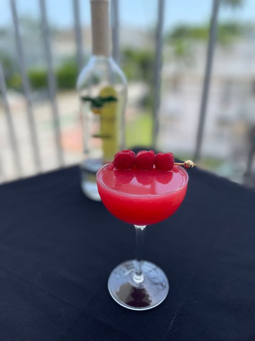 Drink entry: Fogo, Berries & Samba by Aistis Zidanavicius