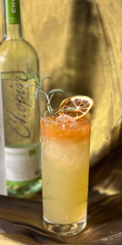 Drink Chopin-tonica  created by Andres Labourdette