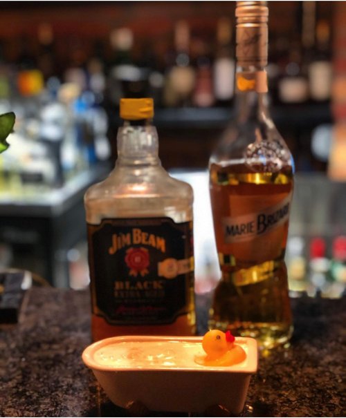 Drink Duck Side created by Jorge Cherriz